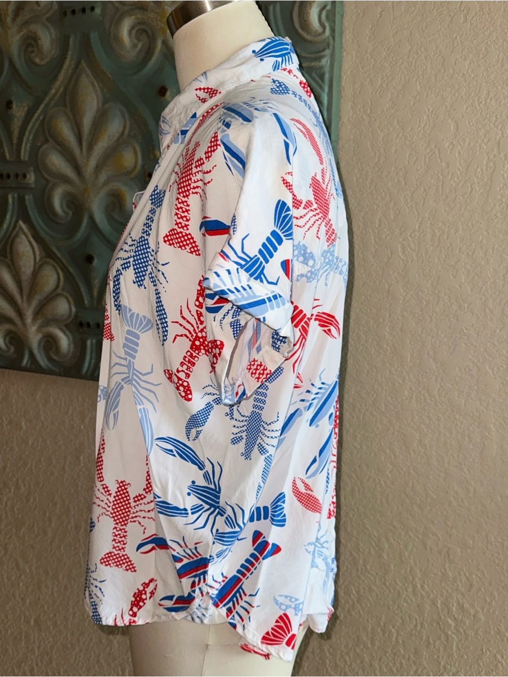 Jane + Delancey Shirt Womens L Lobster Print Button Down Coastal Rayon Patriotic - Picture 4 of 9